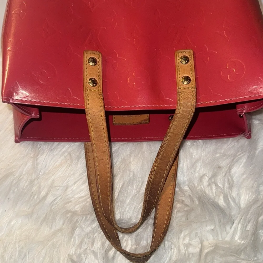 Louis Vuitton Framboise Monogram Vernis Reade PM Bag GUC - Picture 12 of 13